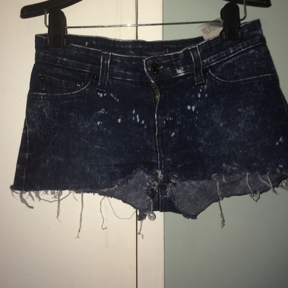 Blue washed colored shorts