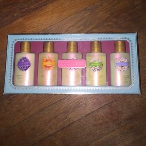 Victoria's Secret body lotion set