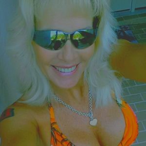 Meet your Posher, Pamela