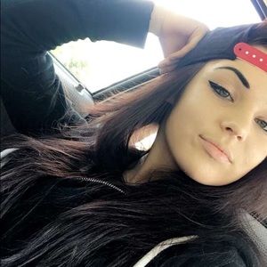 Meet your Posher, Jessi