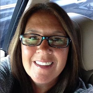 Meet your Posher, Paula