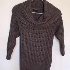 Bebe Gray Cowl Neck 3/4 Sleeve XS. Peekaboo Knit😘