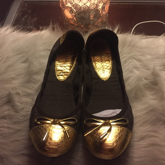 Michael Kors logo gold & brown city ballet flat