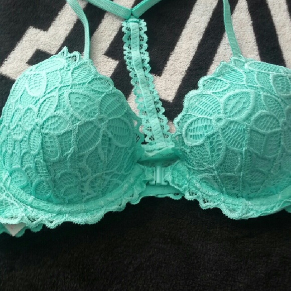 32B teal vs pink date bra
