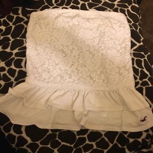 White hollister tupe top