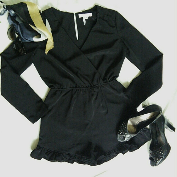 BCBGeneration black romper XXS