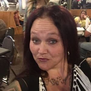 Meet your Posher, Tonya