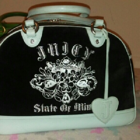 Juicy couture pet carrier