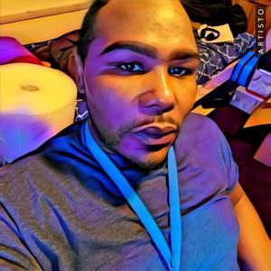 Meet your Posher, Dee