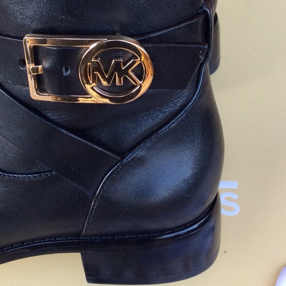 Authentic Michael KORS Boots size 6 - Picture 4 of 4