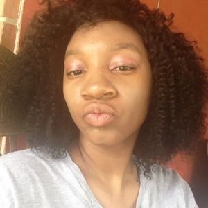 Meet your Posher, Tamera