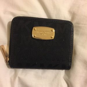 Michael kors wallet