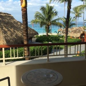 Meet your Posher, Desiree