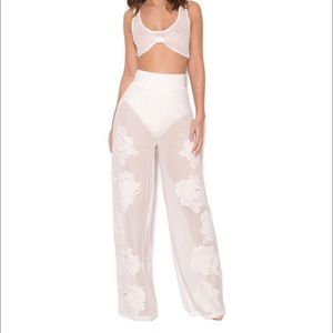 *NWT 2pc Beach Cover Up House of CB