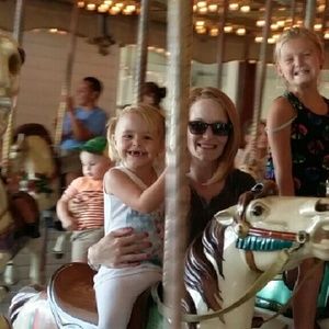 Meet your Posher, Ashley