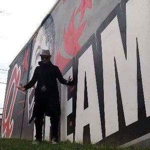 Meet your Posher, Leon