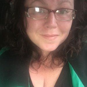 Meet your Posher, Candice