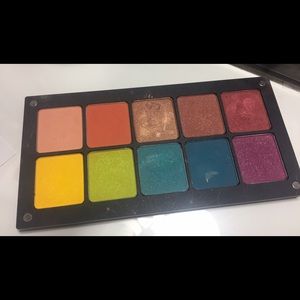 INGLOT shadow palette
