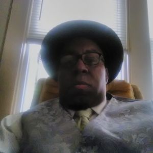 Meet your Posher, Troy