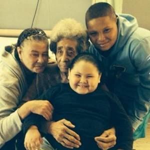 Meet your Posher, Sharon