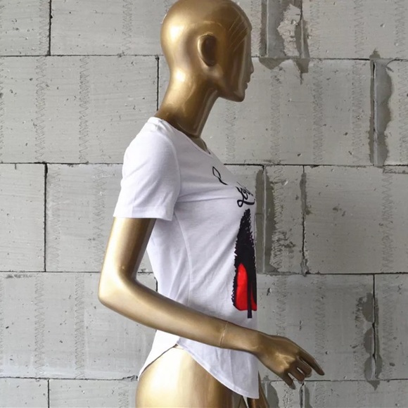 Statement Tee - Picture 2 of 3