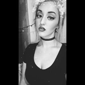 Meet your Posher, Zoe