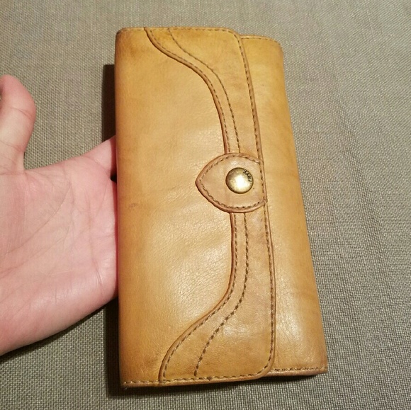 FRYE Wallet