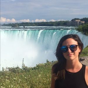 Meet your Posher, Lindsay