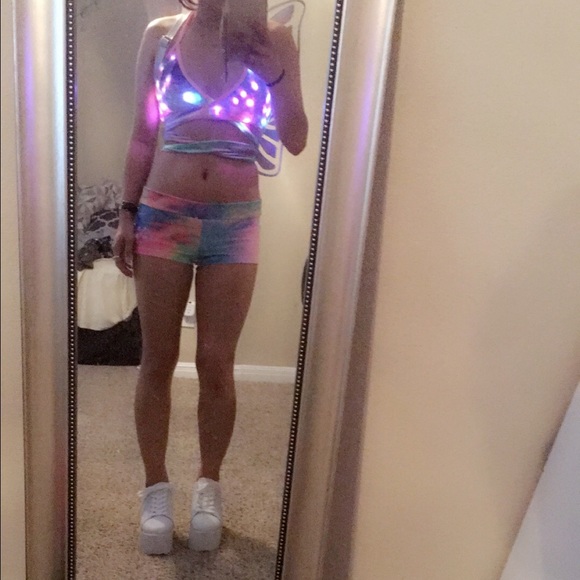 J Valentine Velvet light-up Wrap top & shorts set - Picture 1 of 4