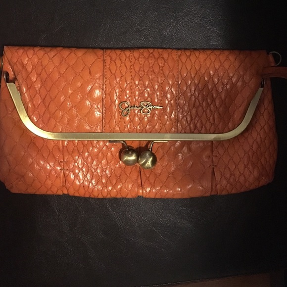 Jessica Simpson clutch