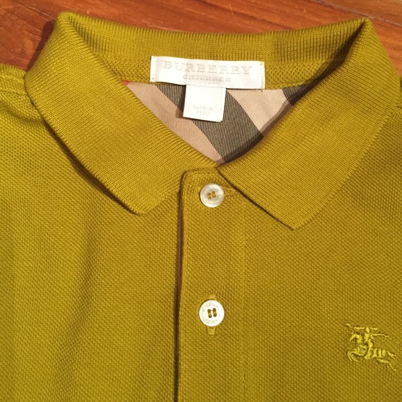 Boy's 4T Burberry shirt NWOT