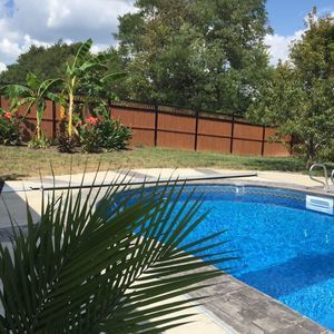 Meet your Posher, Connie