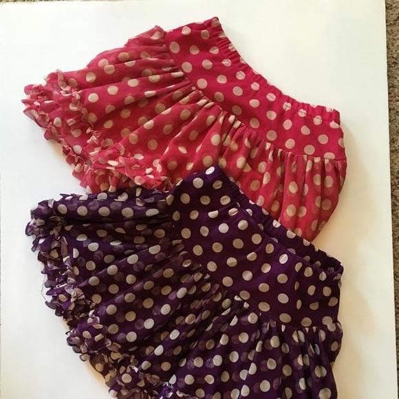 Twinsies 👭  !!!!!Set of 2 tulle bouncy full polka dot skirts