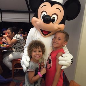 Meet your Posher, Elizabeth