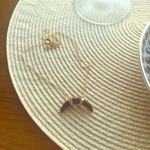 Stella & Dot Arc Pendant Necklace