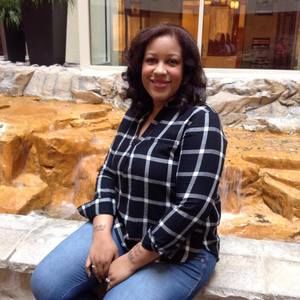 Meet your Posher, Akilyah