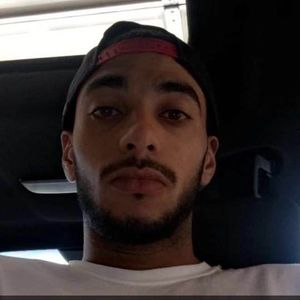 Meet your Posher, Devin