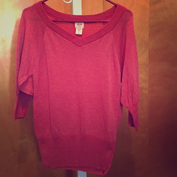 V-Neck dolman sleeve sweater