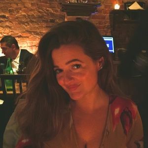 Meet your Posher, Arta