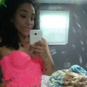 Meet your Posher, Aracelis