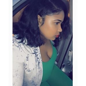 Meet your Posher, Nikki