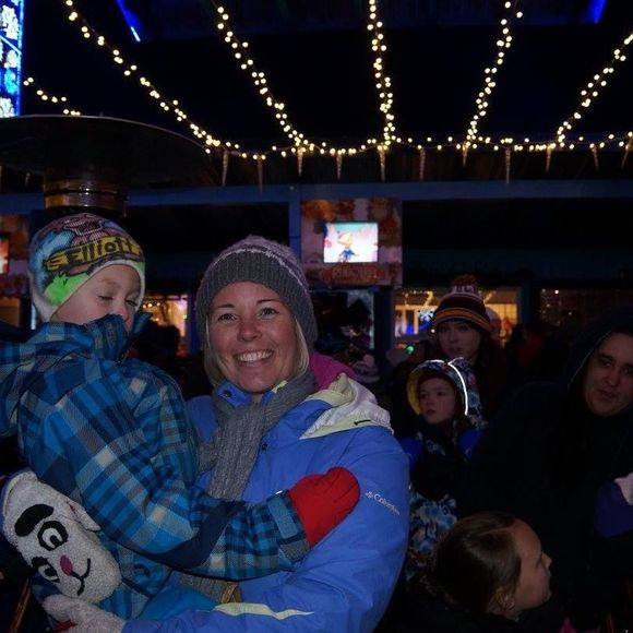 Meet your Posher, Julie - Picture 1 of 1