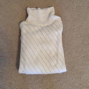 Long wool-like sweater