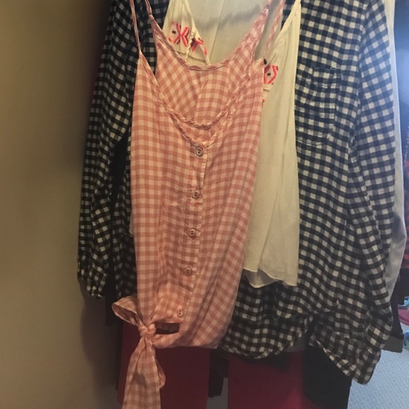 Guess checkered tank top