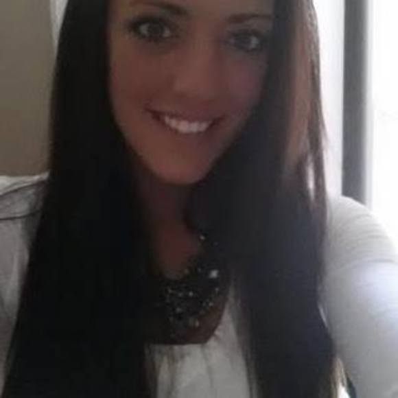 Meet your Posher, Nik - Picture 1 of 1