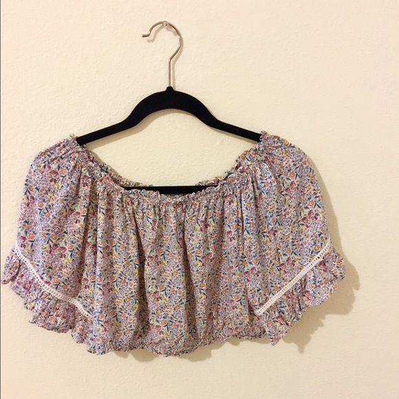 MILLAU off-the shoulder floral top - Picture 2 of 3