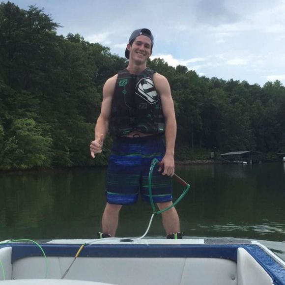 Meet your Posher, Austin