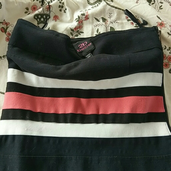 Bebe form fitting dress - Picture 2 of 3