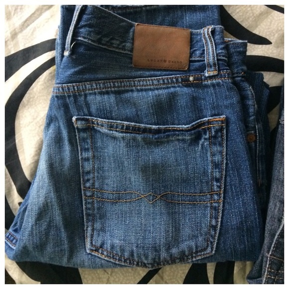 Great Bundle of men's jeans!