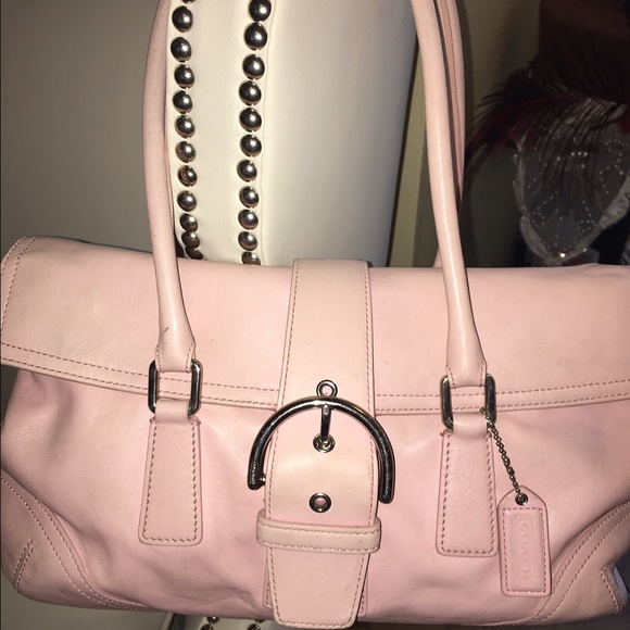 Coach Handbag Pink Leather with Tan Lining.